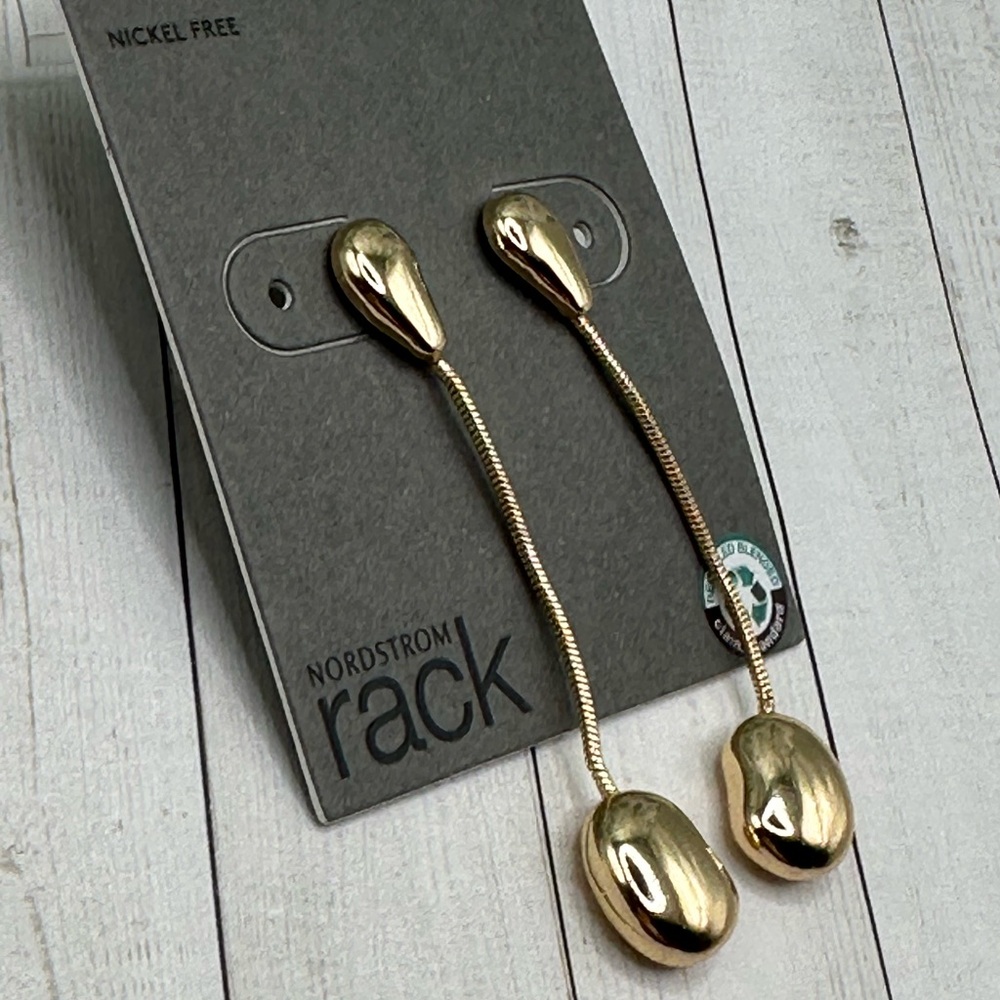 !!Host Pick!!  NWT Nordstrom Rack Goldtone Dangle Earrings